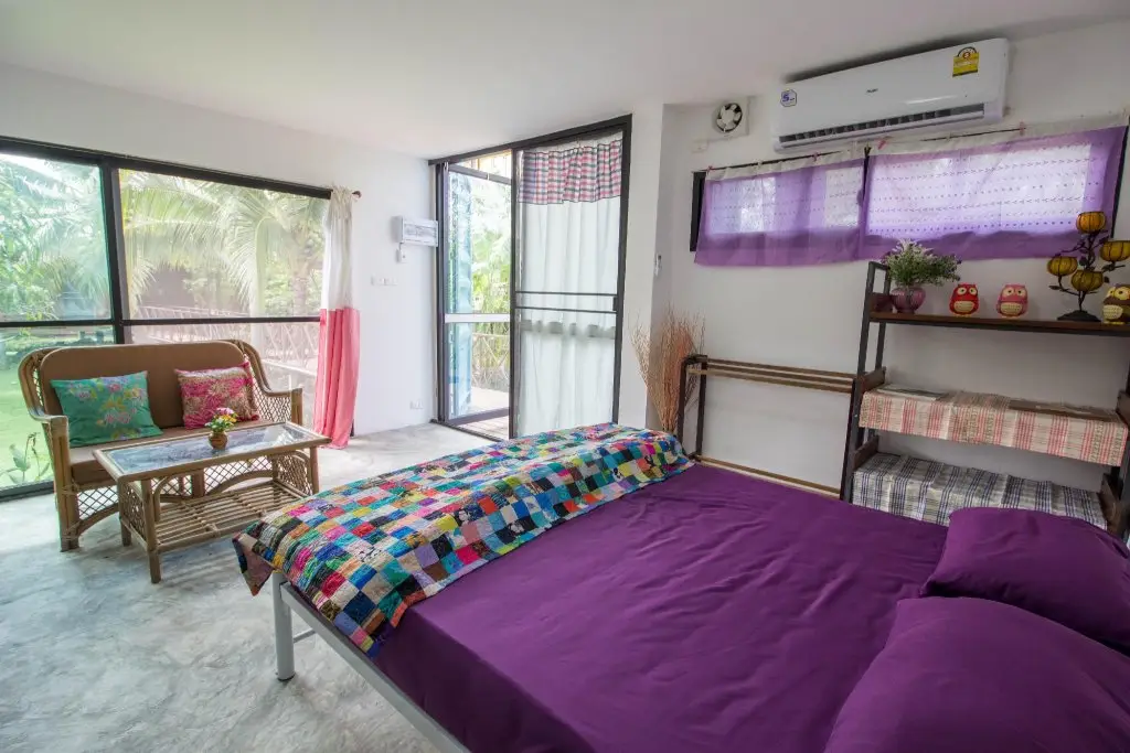 Дамноен Садуак: Phorkubmae Homestay