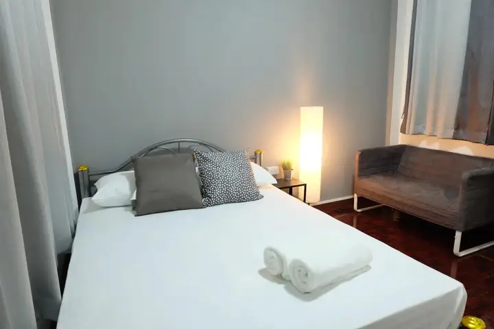 Бангкок: Manii hostel Asoke