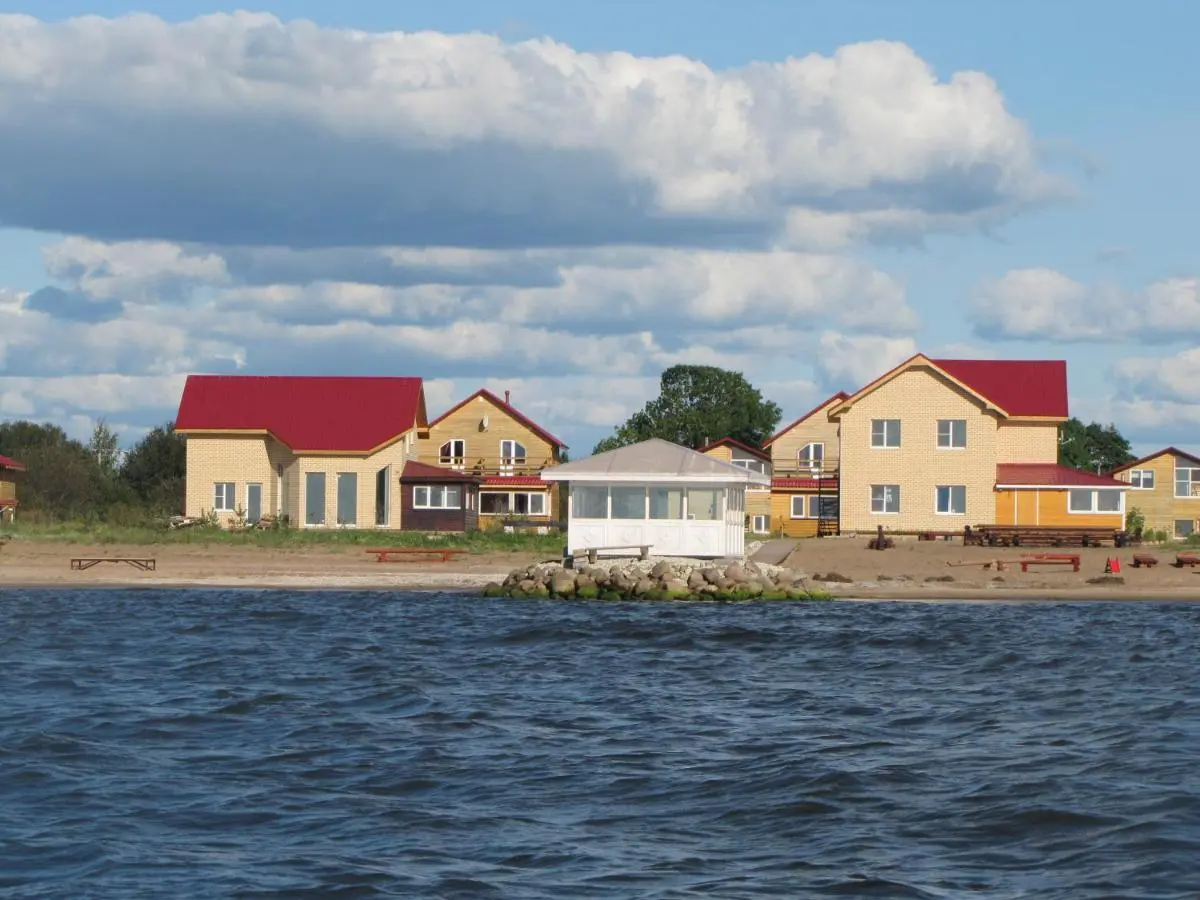 Гдов: Ustje Beach Resort Country Club