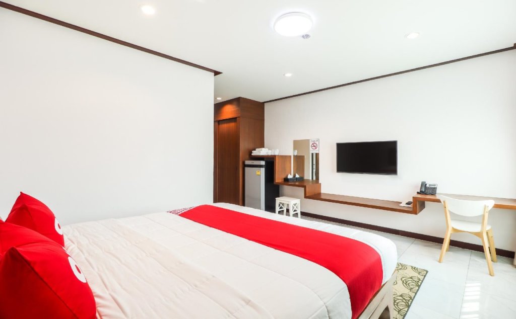 Мае-Он: De Phunchai Hometel