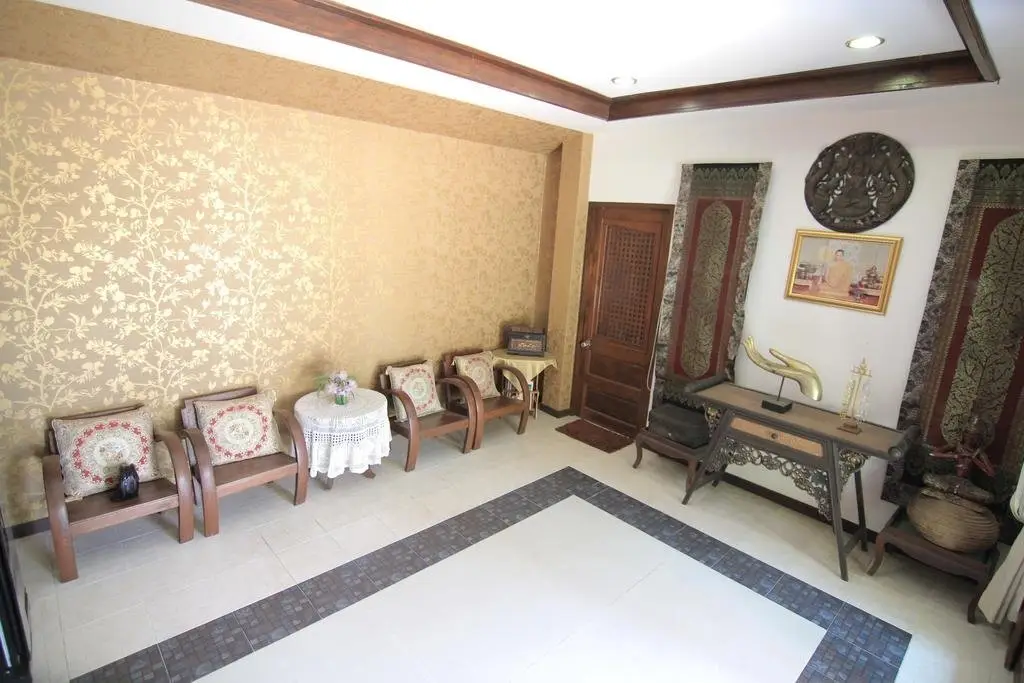 Сарапхи: The Sali-Kham Traditional Lanna Home