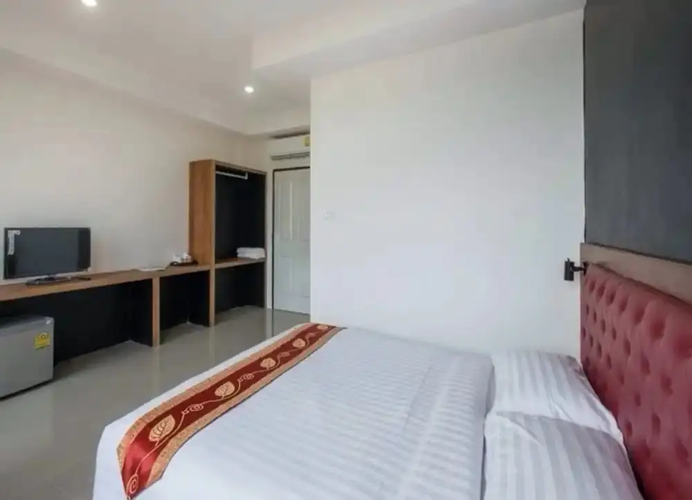 Кату: High So Low Cost ApartHotel