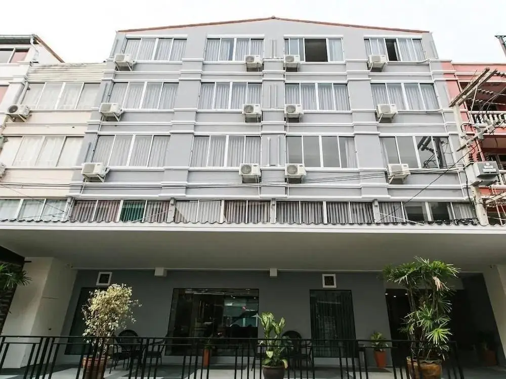 Happy Bou Jomtien Guesthouse — фото 1