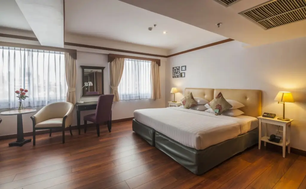 Бангкок: ZEN Premium Silom Soi 22