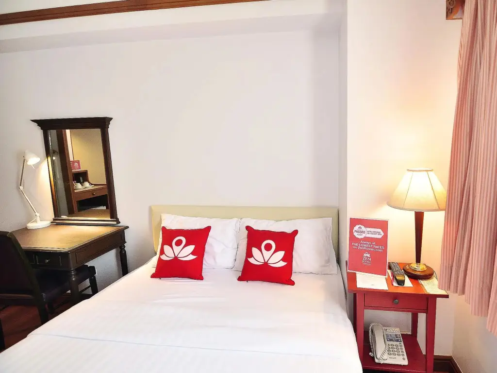 Бангкок: ZEN Premium Silom Soi 22