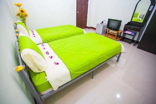 Кату: Baan Prasert Guesthouse