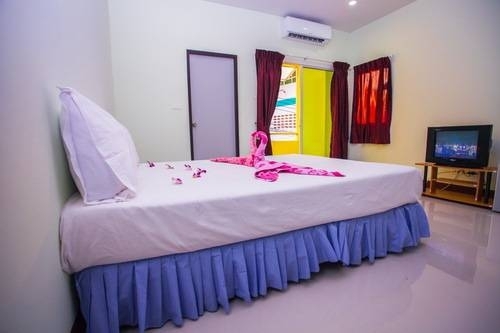 Кату: Baan Prasert Guesthouse