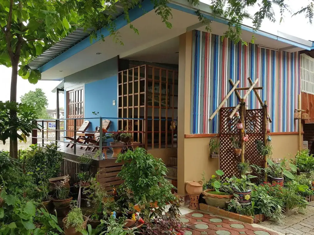 Лампанг: Kanecha's Home