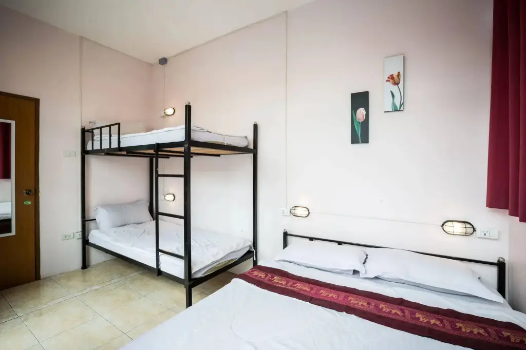 Бангкок: Orchid Hostel