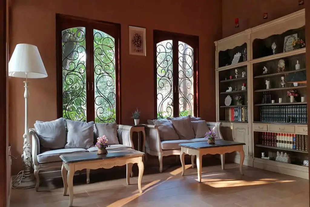 Накхонсаван: Chateau de Bear Hotel