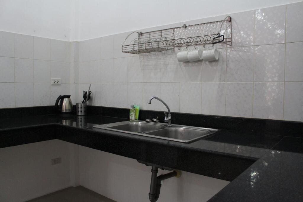 Муанг: The Mayan Apartment