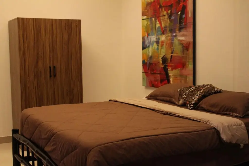 Муанг: The Mayan Apartment