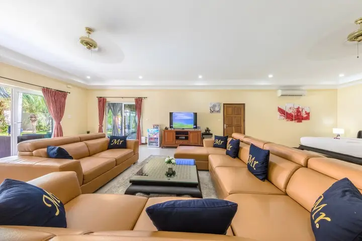 Паттайя: Private Beach Majestic Pool Villa Pattaya