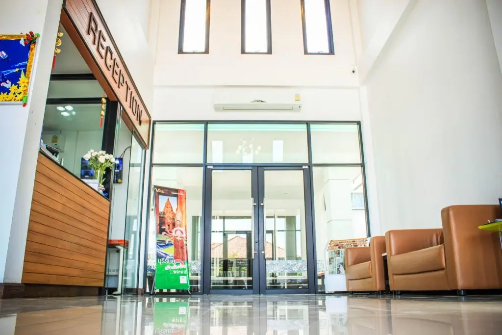 Бури Рам: NP Hotel