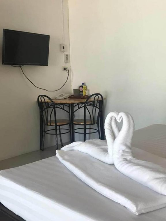 Супханбури: Lert Sri Hotel