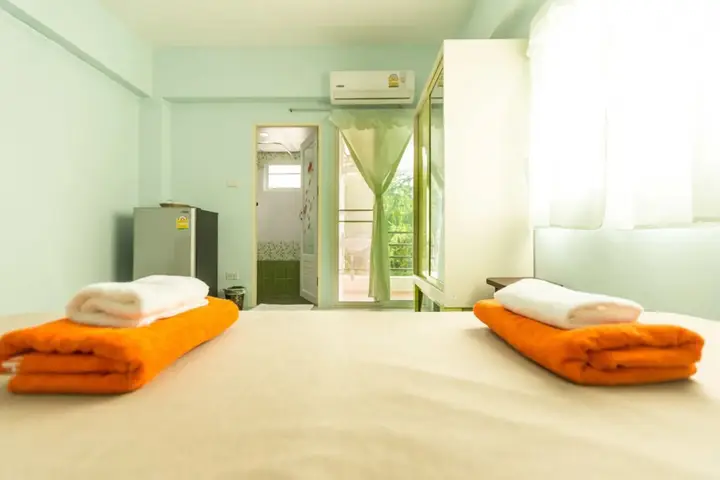Чонбури: V at Bangsaen