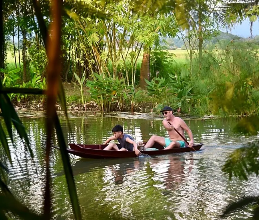 Чиангмай: Baan Tung Boon Lom