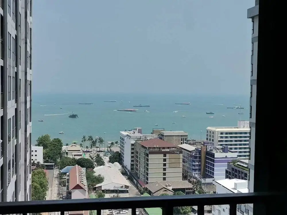 The base pattaya condo — фото 1