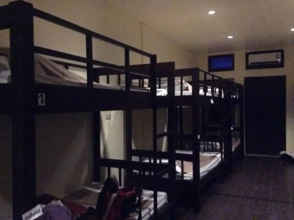 Thapae Backpackers Hostel — фото 1