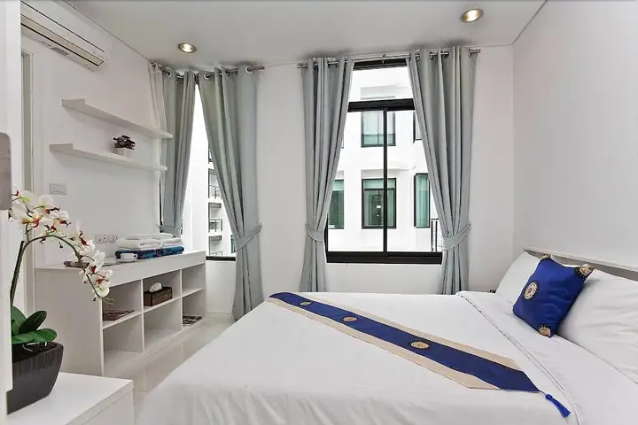 Кату: Kamala Suite Apartment B304