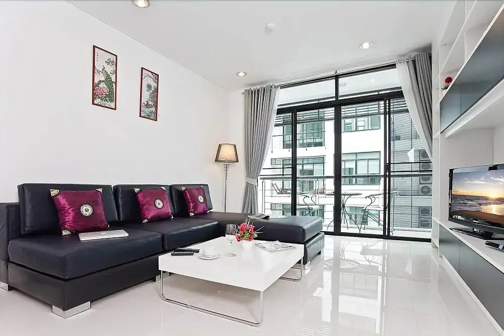 Кату: Kamala Suite Apartment B304