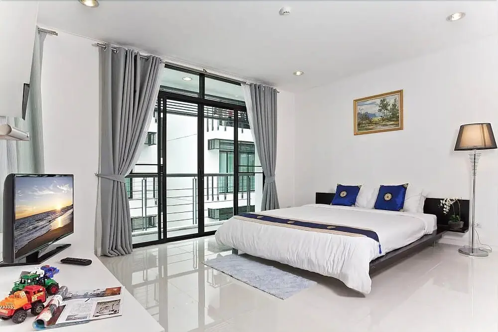 Кату: Kamala Suite Apartment B304