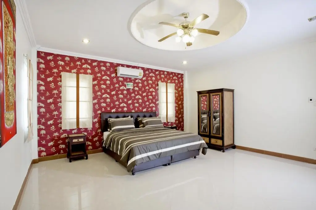 Паттайя: Villa Patiharn Khao Talo