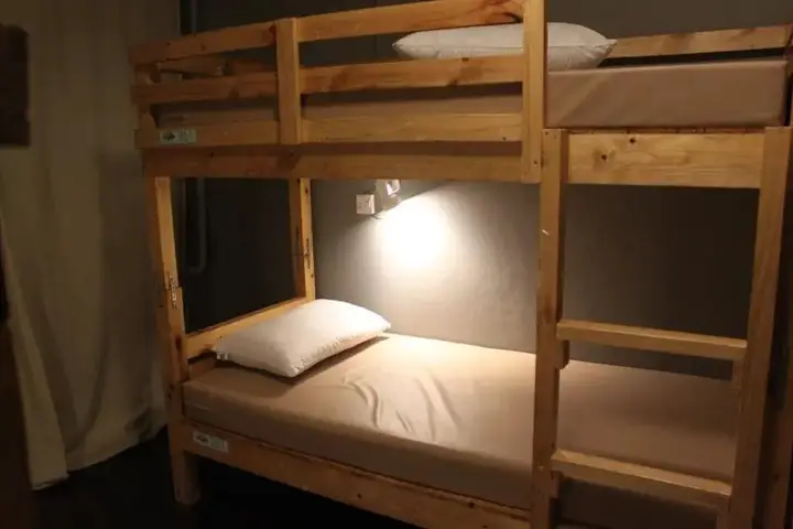 Бангкок: Deng Ba Hostel