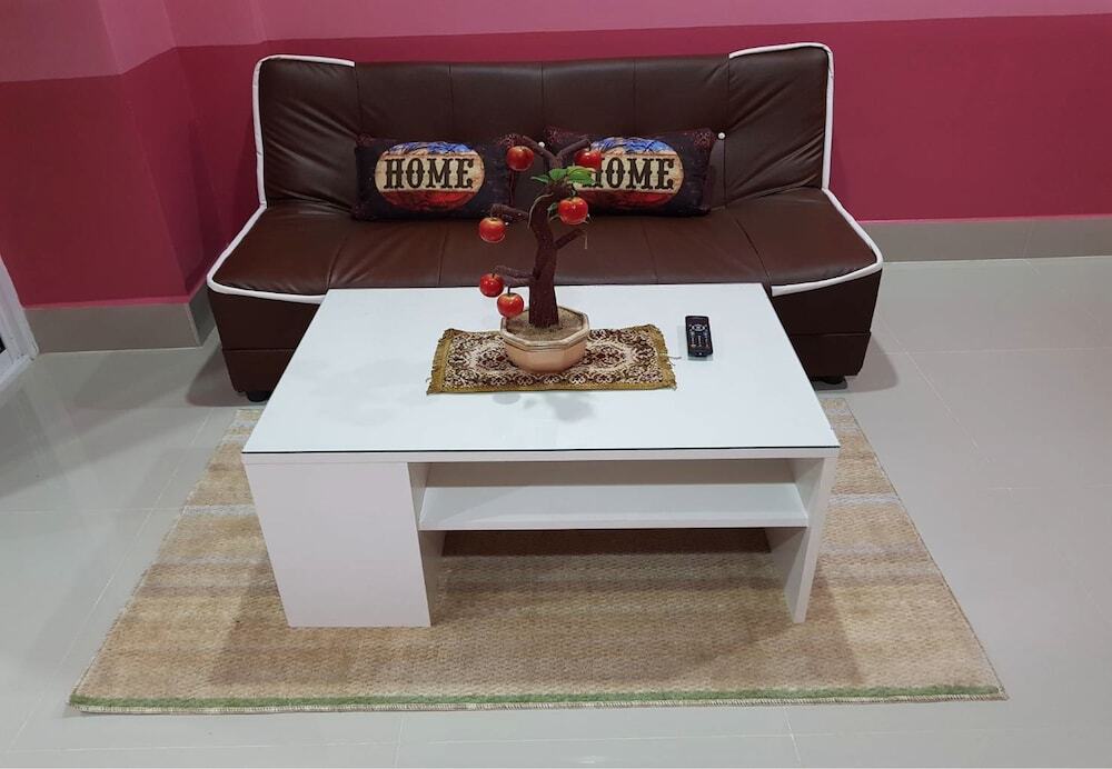 Паттайя: Thee Thee Guesthouse