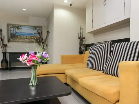 Everest Boutique 8 Inn — фото 1