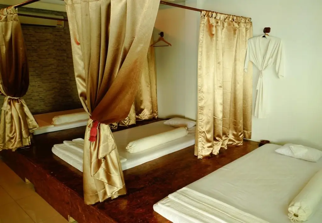 Бангкок: Saphan Krungthep Hostel & Spa