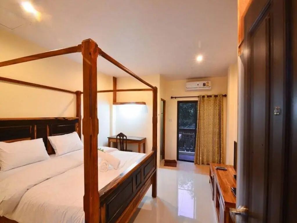 Кхонкэн: The Boon House, Khon Kaen