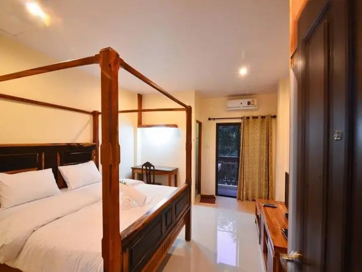 Кхонкэн: The Boon House, Khon Kaen