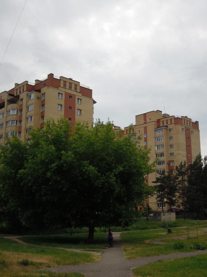 Псков: Апартаменты на Юбилейной