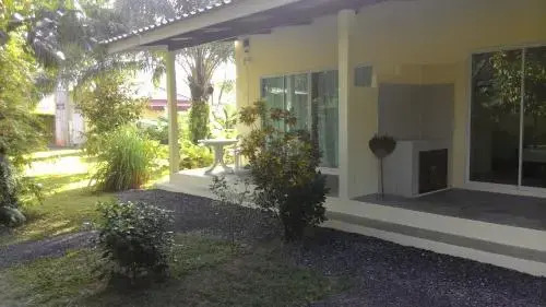 Као Лак: Aathid Garden Khao Lak