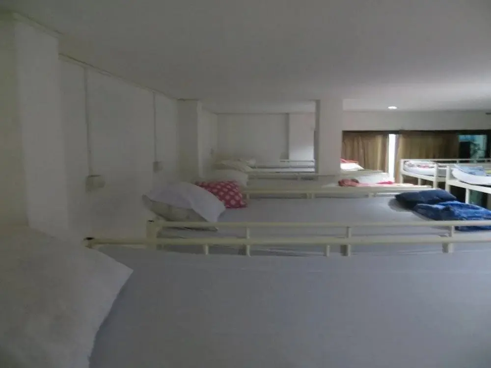 Lucky House Dorm & Private Rooms — фото 1