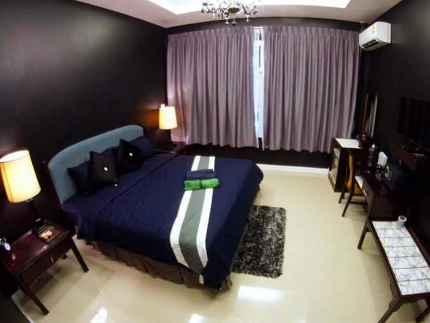 Хуахин: Pitbull Hotel
