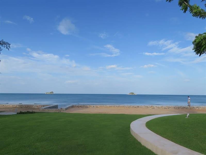 Хуахин: Wan Vayla Condo - Beachfront
