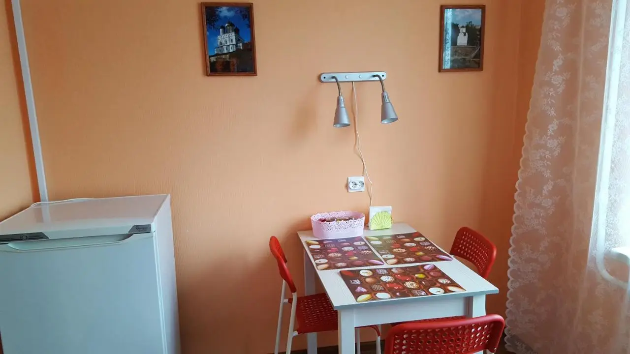Псков: Apartment GrInn 45 on Kommunalnaya