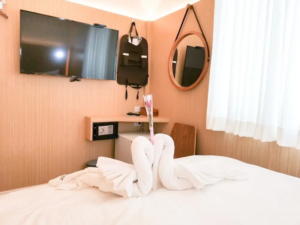 Бангкок: The Million Hostel 19