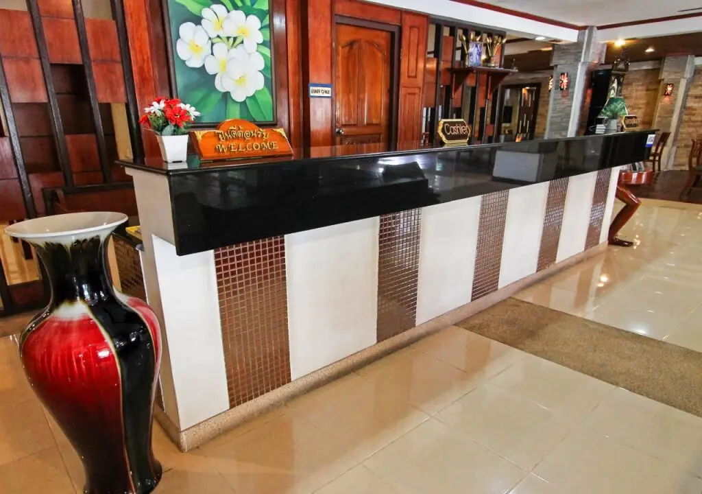 Као Лак: Khaolak City Hotel