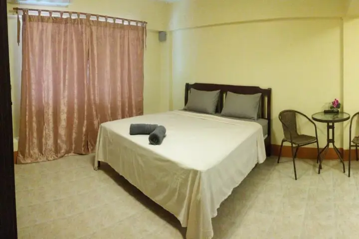 Районг: Relax Inn