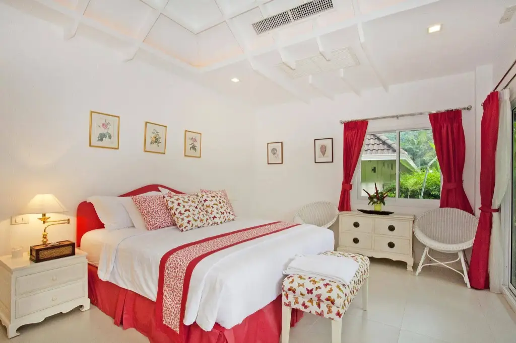 Банг-Саре: Buraran Suites
