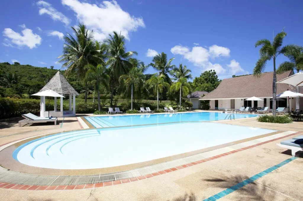 Банг-Саре: Buraran Suites