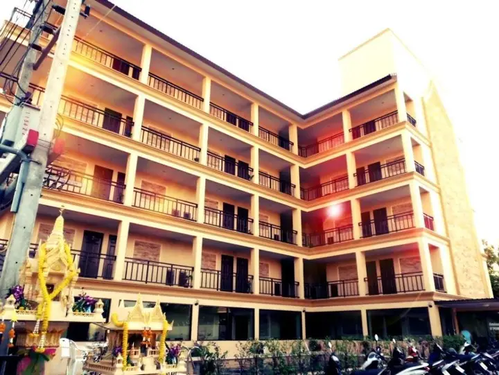 Паттайя: The Net Service Apartment