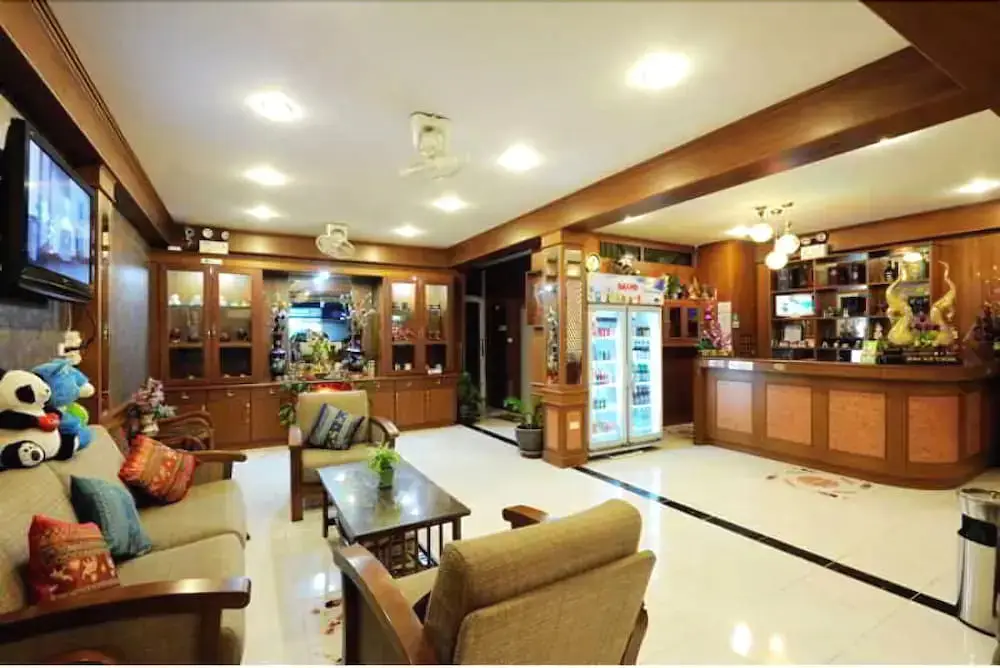 Кату: NNC Patong Inn
