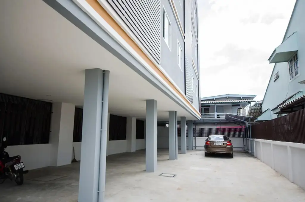 Сураттхани: Sukalya Apartment Suratthani