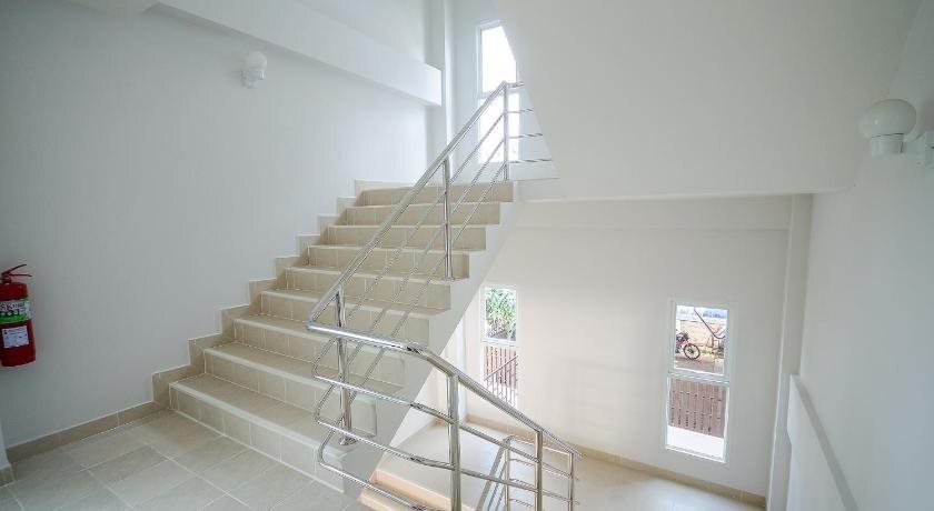 Сураттхани: Sukalya Apartment Suratthani