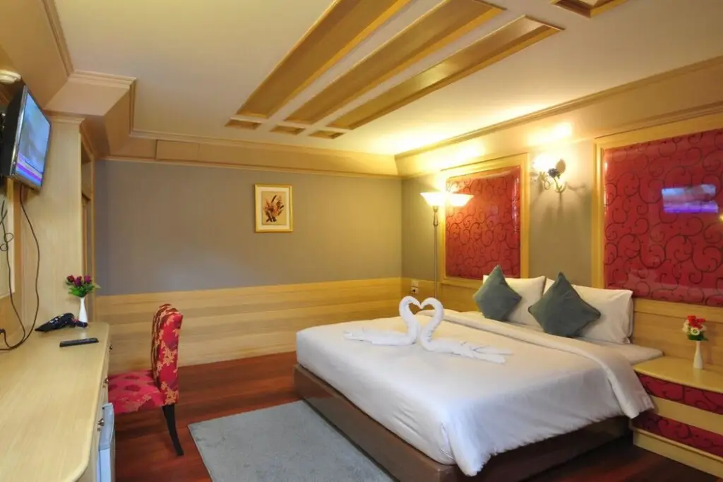 Паккрет: Pearl Resort and Hotel
