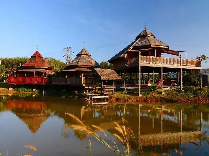 Ванг Нам Кхио: T.P. Rajchadej Place